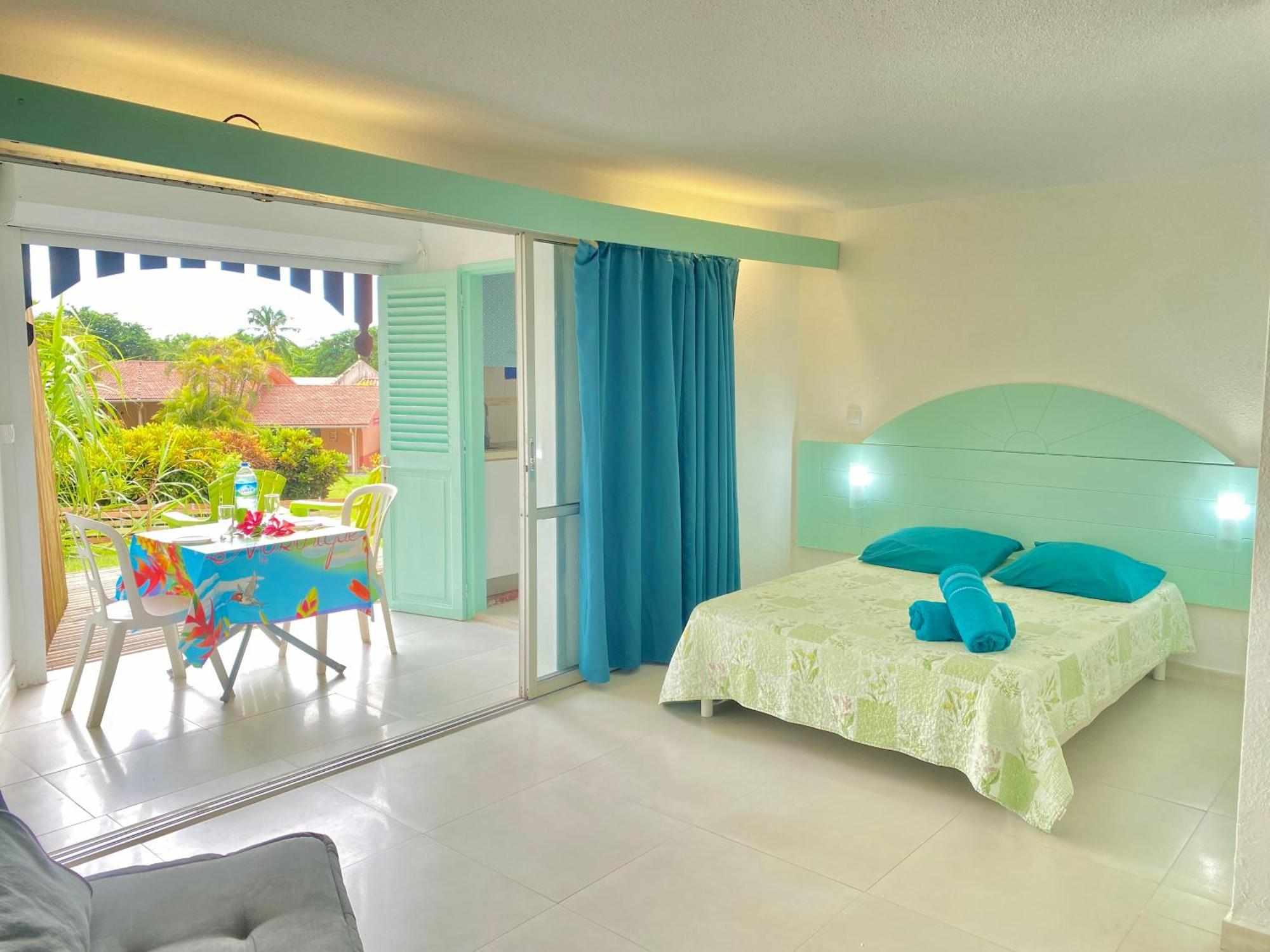 Studio Petite Plage - Pieds Dans L'Eau Sainte-Anne Exterior foto